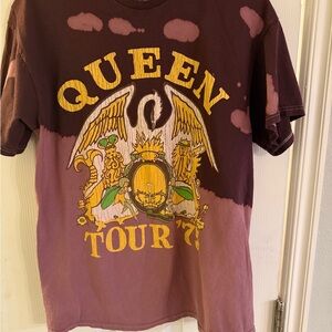 Queen Tour Graphic T-Shirt AL New
